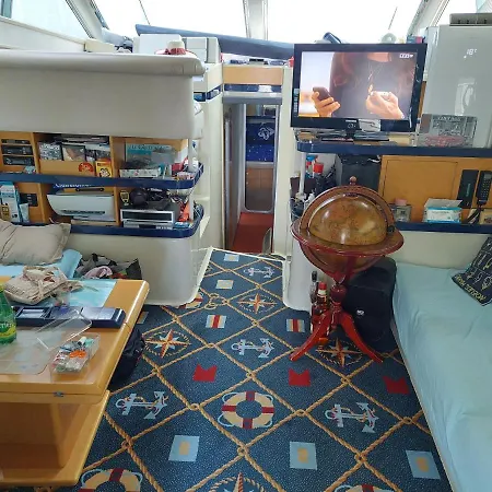 Botel Mirabelle